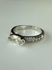 EAST-WEST HORSE EYE MARQUISE ZIRCON BAND