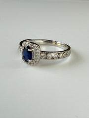 SAPPHIRE OVAL HALO PAVÉ RING